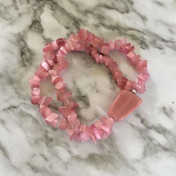 Baby pink quartz necklace and bracelet set - Picture 6 of 7
